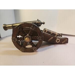 Miniature Cannon AM Radio 1971 "Goal Buster" Made in Japan Vintage Working